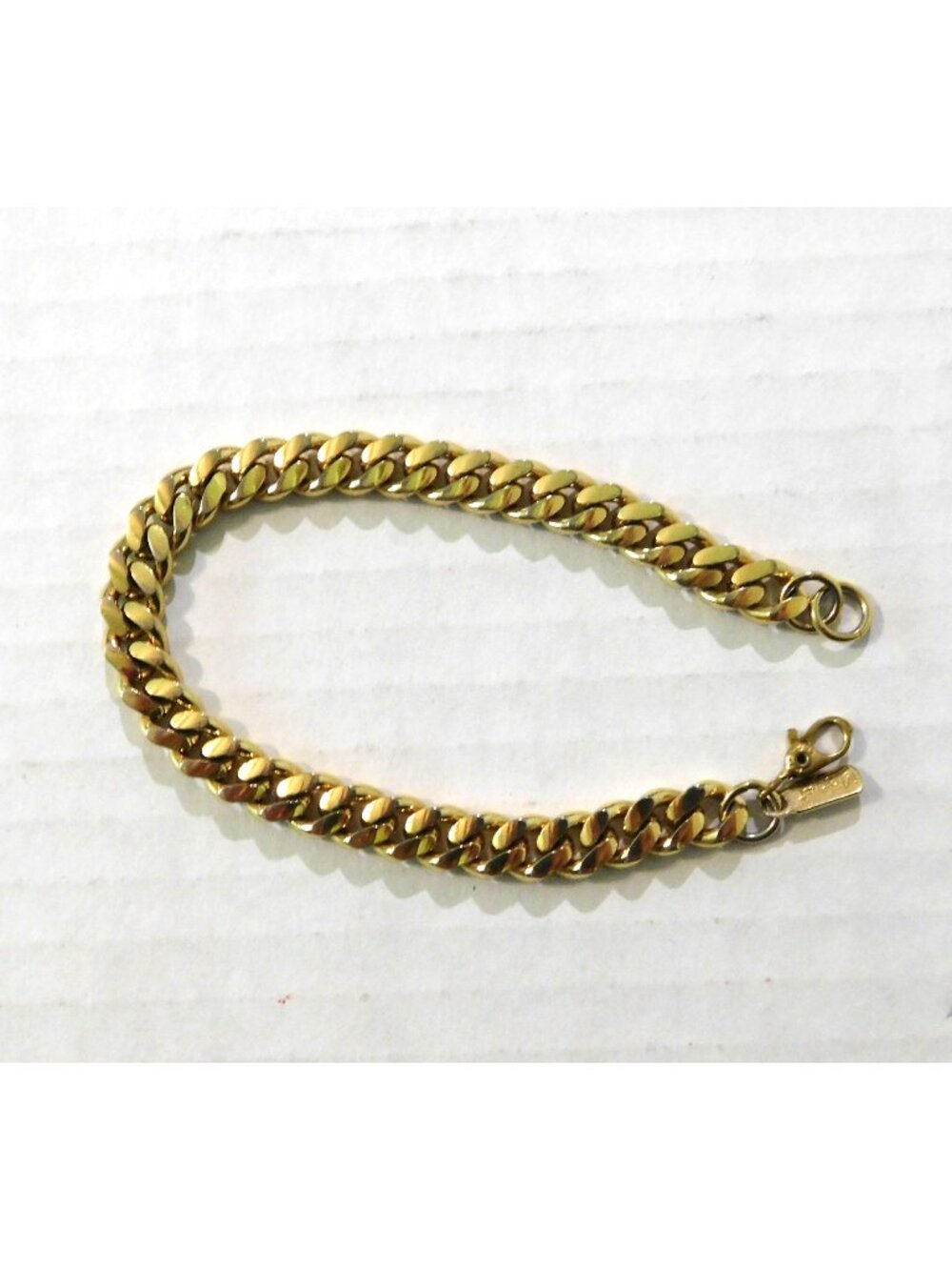 Monet Vintage Curb Link Chain Bracelet Signed Gold Tone 7" Clasp Design